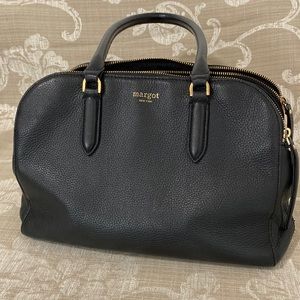 Margot luxurious black leather handbag/purse Zippered pockets
